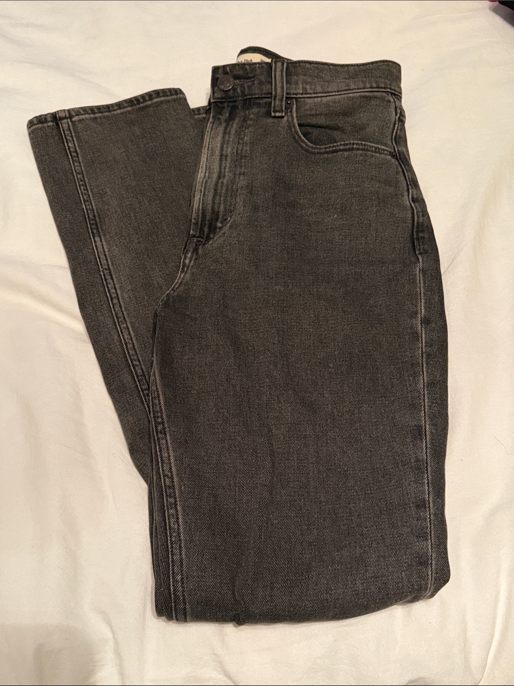 Abercrombie and fitch size 25 slim straight ultra high rise